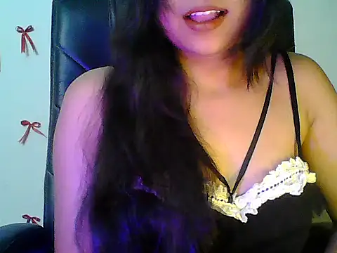 Snapshot of Saxy_Mony002 chatting on 05-22-26, 05:07 Saxy Mony002 online show from 05-22-26, 05:07
