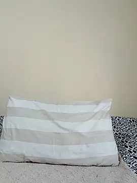 Snapshot of EbonySexySlimxxx chatting on 04-27-26, 06:33 EbonySexySlimxxx online show from 04-27-26, 06:33