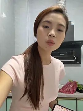Snapshot of Mimiluv1234 chatting on 04-14-26, 12:00 Mimiluv1234 online show from 04-14-26, 12:00