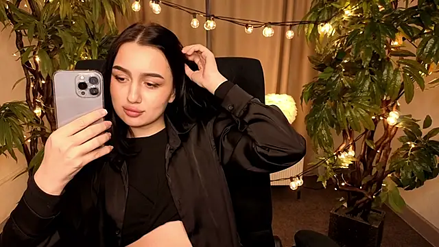 MargaretParker online show from 04-10-26, 11:37