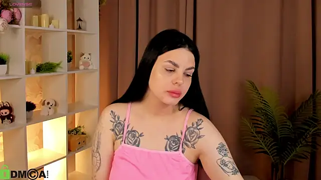 Oliviabagheera online show from 04-09-26, 06:19