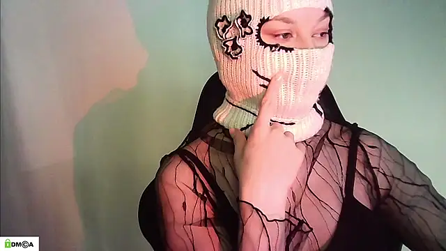 Snapshot of Lymalia chatting on 05-02-26, 02:05 Lymalia online show from 05-02-26, 02:05