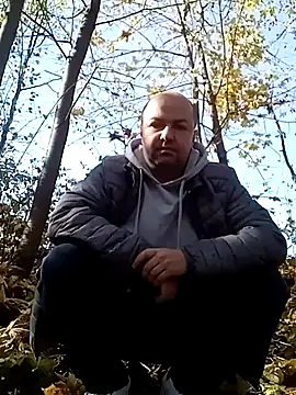 Snapshot of Luceriusbigass chatting on 10-21-25, 10:38 Luceriusbigass online show from 10-21-25, 10:38