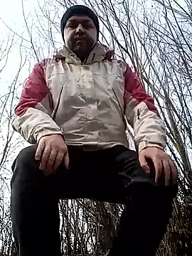 Snapshot of Luceriusbigass chatting on 12-05-25, 12:03 Luceriusbigass online show from 12-05-25, 12:03