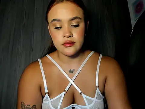 Snapshot of Sabrina_Darkness chatting on 04-20-26, 10:55 Sabrina Darkness online show from 04-20-26, 10:55