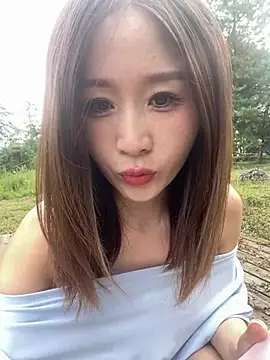 Snapshot of qin205205 chatting on 08-01-26, 01:16 qin205205 online show from 08-01-26, 01:16