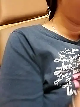 Snapshot of Jivika229 chatting on 04-07-26, 07:36 Jivika229 online show from 04-07-26, 07:36