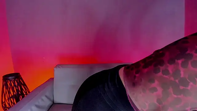 Snapshot of Atheena__ chatting on 05-23-26, 12:31 Atheena online show from 05-23-26, 12:31