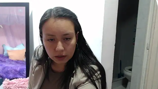 Snapshot of Belavelvet chatting on 04-10-26, 03:28 Belavelvet online show from 04-10-26, 03:28