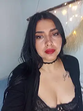 Snapshot of Antonella-corruso chatting on 04-30-26, 12:44 Antonella-corruso online show from 04-30-26, 12:44