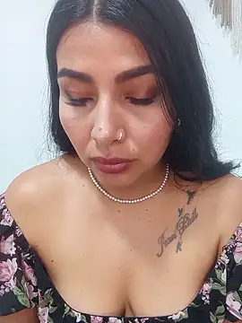 Snapshot of Antonella-corruso chatting on 05-29-26, 01:58 Antonella-corruso online show from 05-29-26, 01:58