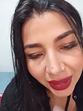 Snapshot of Antonella-corruso chatting on 06-05-26, 04:08 Antonella-corruso online show from 06-05-26, 04:08