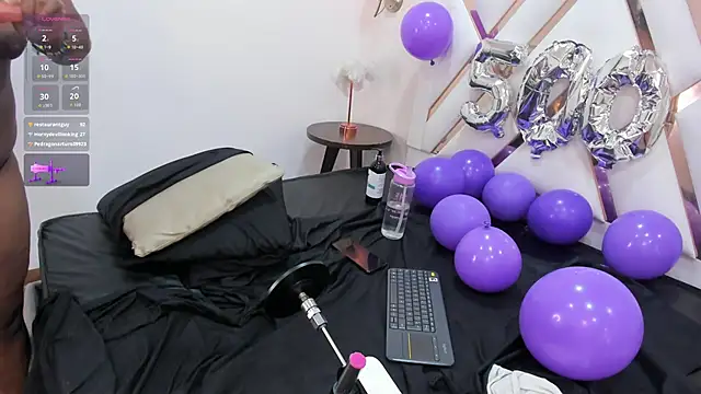 Snapshot of NatashaLuxy chatting on 04-21-26, 02:51 NatashaLuxy online show from 04-21-26, 02:51