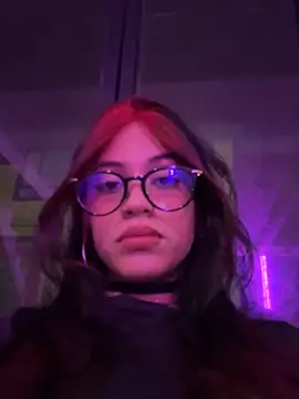Snapshot of Kattze_ chatting on 06-10-26, 03:18 Kattze online show from 06-10-26, 03:18