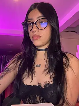 Snapshot of Kattze_ chatting on 07-10-26, 04:06 Kattze online show from 07-10-26, 04:06