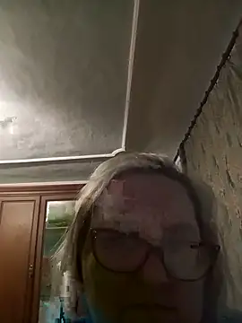 AureliaSky598 online show from 05-19-26, 05:52