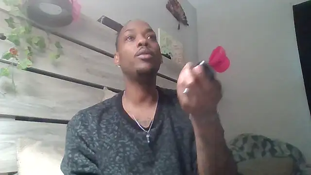Snapshot of zdaddymm chatting on 05-10-26, 01:05 zdaddymm online show from 05-10-26, 01:05