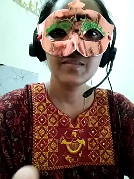 Charming-Cherry online show from 04-11-26, 03:22