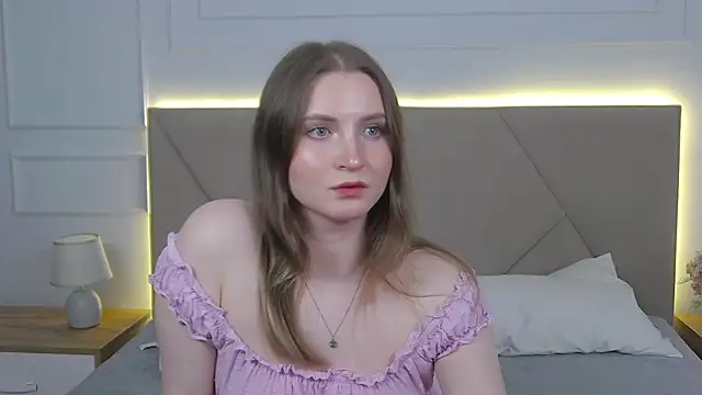 ArianaMilss online show from 06-03-26, 02:33