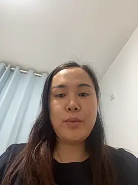 Snapshot of beibei-10 chatting on 05-17-26, 03:19 beibei-10 online show from 05-17-26, 03:19