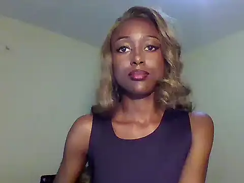 Snapshot of HotSkinnyLady chatting on 07-10-26, 08:50 HotSkinnyLady online show from 07-10-26, 08:50