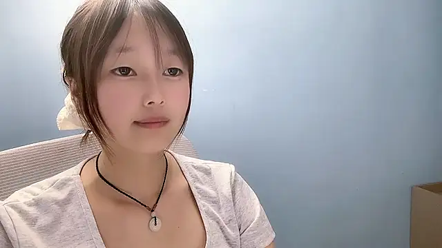 Snapshot of Xiaoqing00 chatting on 04-25-26, 01:41 Xiaoqing00 online show from 04-25-26, 01:41