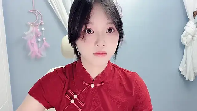 Snapshot of Xiaoqing00 chatting on 06-15-26, 10:28 Xiaoqing00 online show from 06-15-26, 10:28