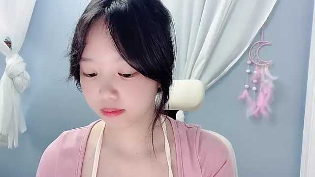 Snapshot of Xiaoqing00 chatting on 06-21-26, 03:42 Xiaoqing00 online show from 06-21-26, 03:42