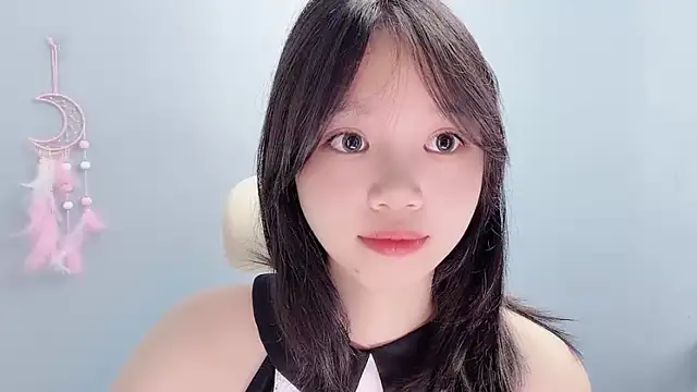 Snapshot of Xiaoqing00 chatting on 07-03-26, 05:03 Xiaoqing00 online show from 07-03-26, 05:03