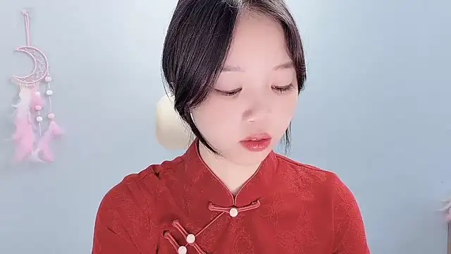 Snapshot of Xiaoqing00 chatting on 07-08-26, 04:50 Xiaoqing00 online show from 07-08-26, 04:50