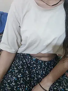 Snapshot of Baby-Doll_ chatting on 05-21-26, 04:30 Baby-Doll online show from 05-21-26, 04:30