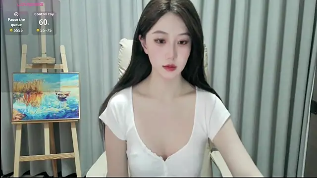 Snapshot of LUNYI-CC chatting on 06-08-26, 11:54 LUNYI-CC online show from 06-08-26, 11:54