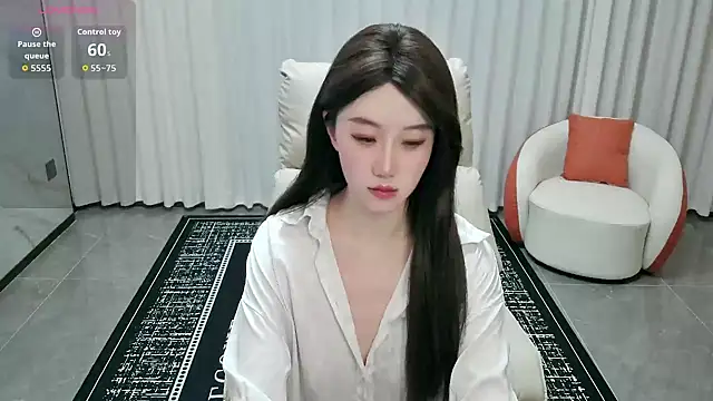 Snapshot of LUNYI-CC chatting on 06-26-26, 01:48 LUNYI-CC online show from 06-26-26, 01:48