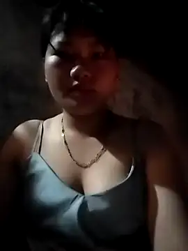 Snapshot of giahan1 chatting on 05-03-26, 01:44 giahan1 online show from 05-03-26, 01:44