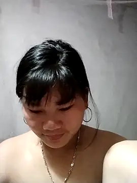 Snapshot of giahan1 chatting on 05-11-26, 02:45 giahan1 online show from 05-11-26, 02:45