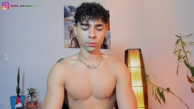 Snapshot of Alex_zt7 chatting on 06-09-26, 01:12 Alex zt7 online show from 06-09-26, 01:12