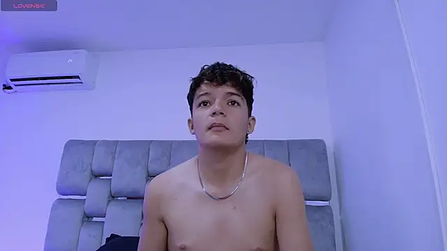 Luca Voss online show from 04-15-26, 12:01