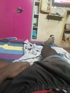 Snapshot of teluguboy_7 chatting on 05-27-26, 02:25 teluguboy 7 online show from 05-27-26, 02:25