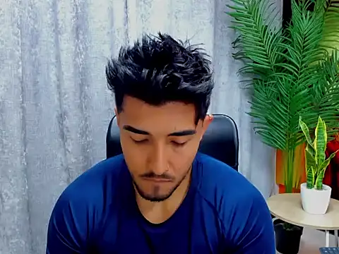 Snapshot of alangreek1 chatting on 05-20-26, 01:50 alangreek1 online show from 05-20-26, 01:50