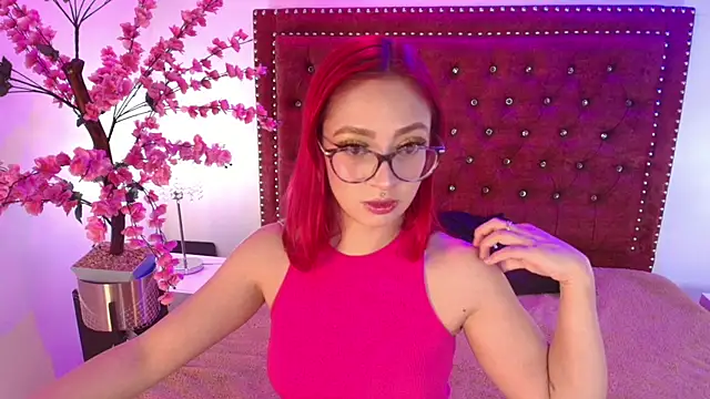Snapshot of Amelie_adams chatting on 05-08-26, 11:26 Amelie adams online show from 05-08-26, 11:26