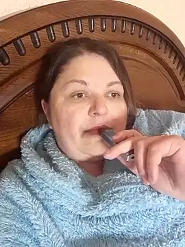 Snapshot of Dear_Natalia chatting on 04-15-26, 03:57 Dear Natalia online show from 04-15-26, 03:57