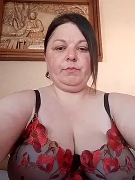 Snapshot of Dear_Natalia chatting on 06-15-26, 04:04 Dear Natalia online show from 06-15-26, 04:04