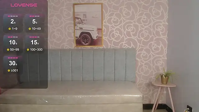 Snapshot of Scarlett_jhonson_ch chatting on 04-24-26, 07:38 Scarlett jhonson ch online show from 04-24-26, 07:38