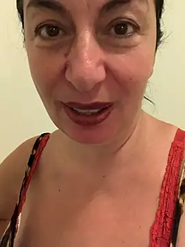 Lizzaa80 online show from 07-11-26, 08:06