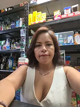 Snapshot of MIA_ROSSEEE chatting on 04-23-26, 12:40 MIA ROSSEEE online show from 04-23-26, 12:40