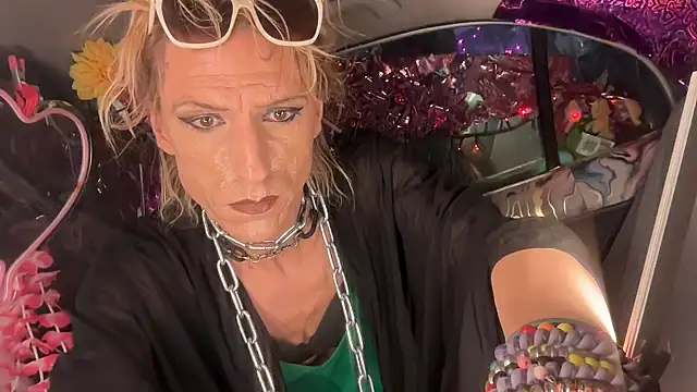 TgirlBrat online show from 06-19-26, 02:16