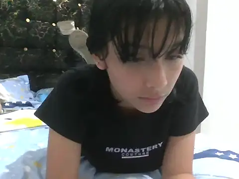 Snapshot of xoxo_anny chatting on 04-28-26, 12:09 xoxo anny online show from 04-28-26, 12:09