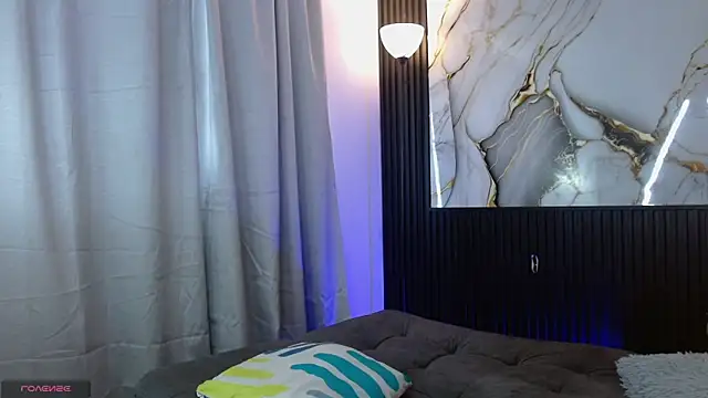 Snapshot of triiangel_latinboy chatting on 05-11-26, 02:45 triiangel latinboy online show from 05-11-26, 02:45