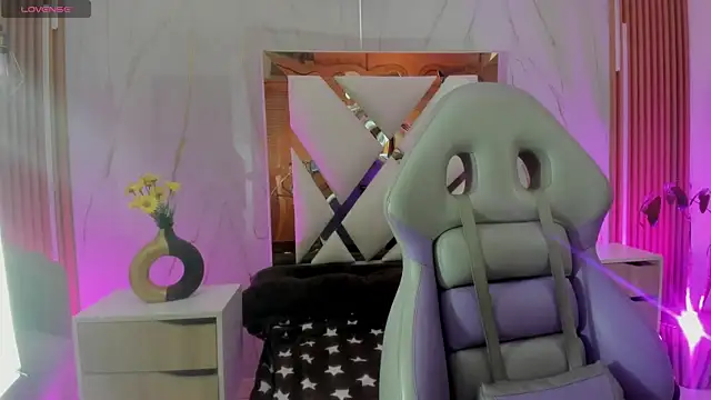 phamelaa 1 online show from 04-10-26, 04:06