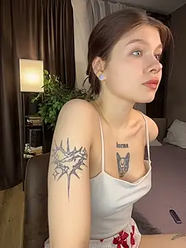 RinaIvory online show from 04-14-26, 03:18